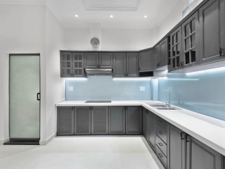 Tủ Bếp Nhôm Kính Nha Trang